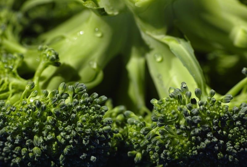 Adoptez une alimentation anti-inflammatoire au quotidien avec ces conseils 2026